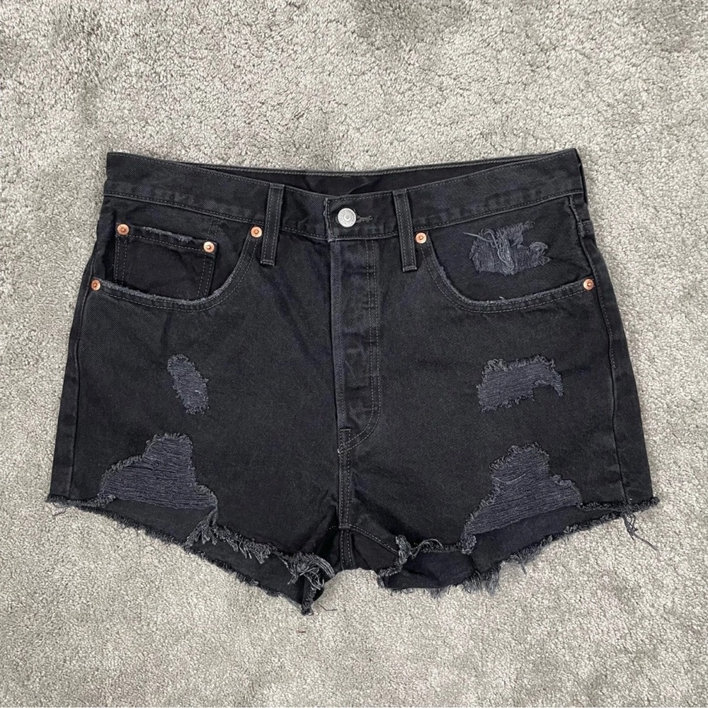 Levis 501 High-Rise Denim Shorts Womens 31 Black Distressed Premium Denim NWOT